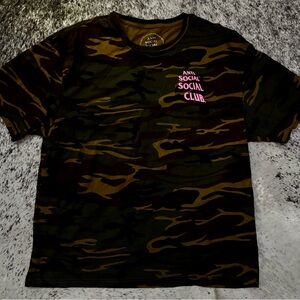 🟢 Anti Social Social Club Camo Tee – Size XL – Pink Logo